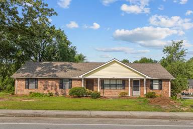 Main picture of 2977 Lenora Church Rd