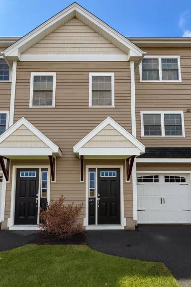 Main picture of Beautiful Condo in Lynn– $3,300/mo