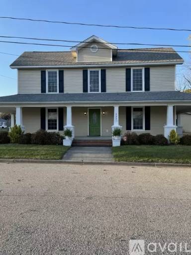 Main picture of 333 Poplar St