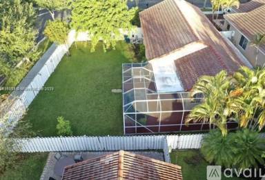 Main picture of 1476 Presidio Dr