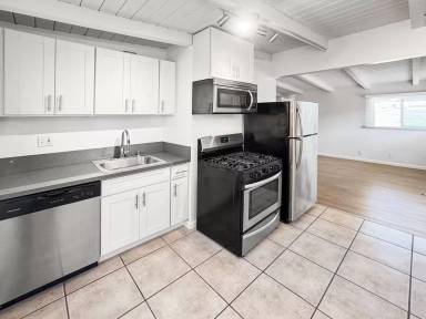 Main picture of 1024 Pico Blvd