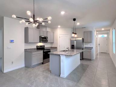 Main picture of 4643 Ostero St