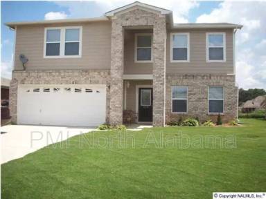 Main picture of 379 Jasmine Dr