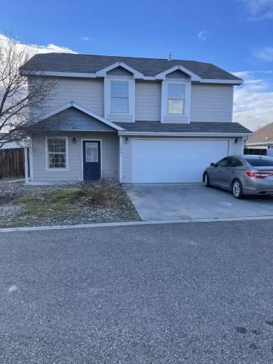 Main picture of 2981 Redbud Ct