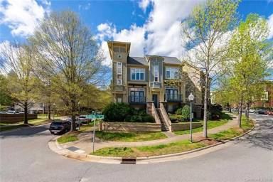 Main picture of 822 Garden District Dr