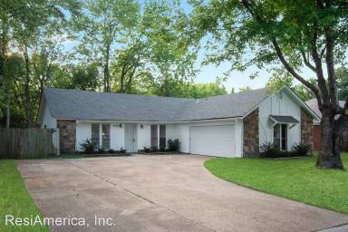 Main picture of 3387 Hallshire Dr