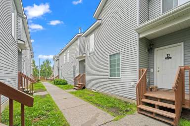Main picture of 6810 Gold Kings Cir