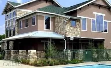 Main picture of 2100 Highland Rd