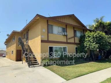 Main picture of 10420 Imperial Hwy