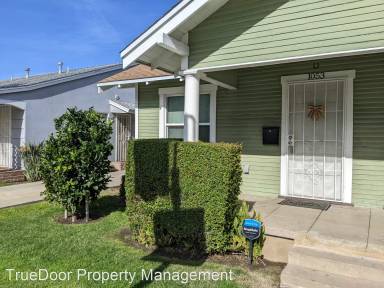 Main picture of 1053 W Civic Center Dr