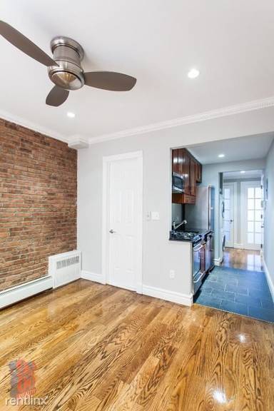 Main picture of 186 Avenue B