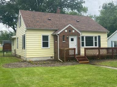 Main picture of 216 Blakeslee St
