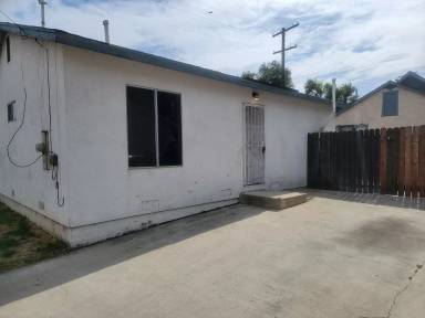 Main picture of 402 N 11th Ave