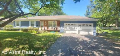 Main picture of 10324 Woodson Dr