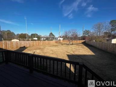Main picture of 5038 Linton Hall Rd