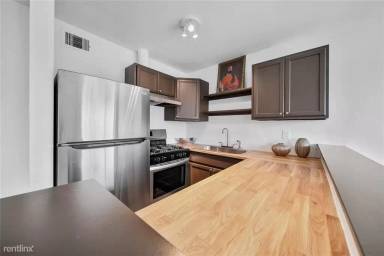 Main picture of 1408 Hughes St