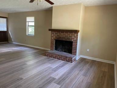 Main picture of 120 Prescott Ct