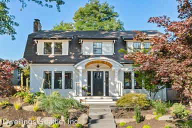 Main picture of 927 32nd Ave
