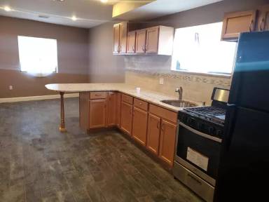 Main picture of 668 Richmond Rd