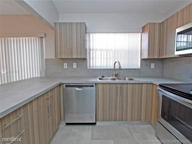 Main picture of 12833 SW 150th Ter