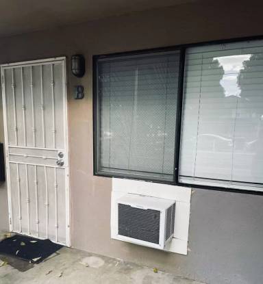 Main picture of 425 S 3rd Ave