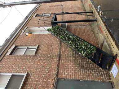 Main picture of 1818 E Pratt St