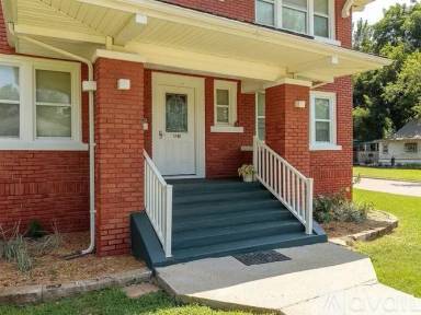 Main picture of 1140 NW 34th St
