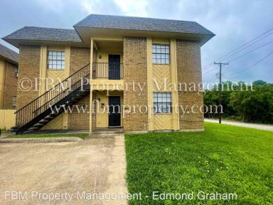 Main picture of 613 W Gilmer St