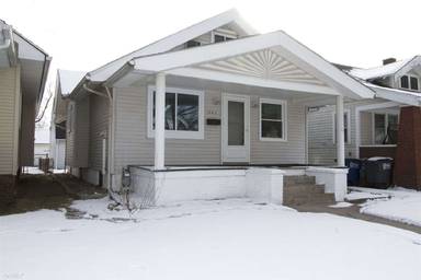 Main picture of 713 Geneva Ave