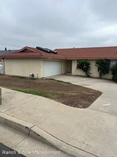 Main picture of 2418 Saratoga St