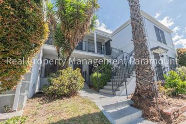 Main picture of 1436 1/2 S Orange Grove Ave