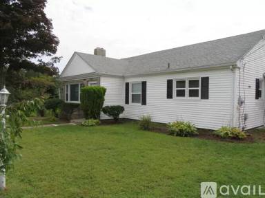Main picture of 23 Chestnut Grove Ave