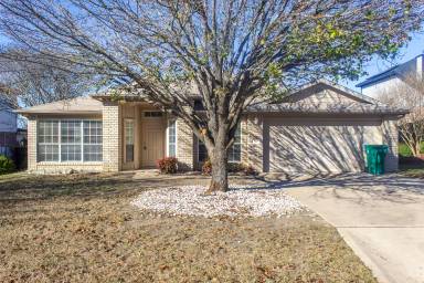 Main picture of 107 Missouri Dr