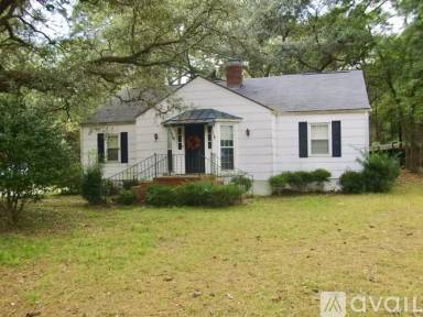 Main picture of 33 Noble Glen Dr