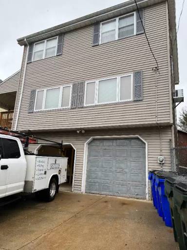 Main picture of 341 Chester St