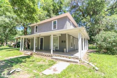 Main picture of 926 Colorado St
