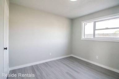 Main picture of 301 Avenue U