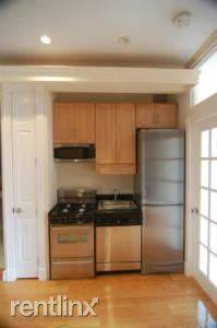 Main picture of 47 E 1st St