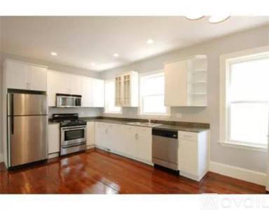 Main picture of 19 Parker Hill Ave