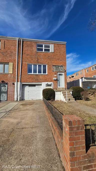 Main picture of 7307 Kinglet Pl