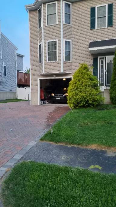 Main picture of 8 Pearlbush Path