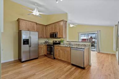 Main picture of 306 Jackson Ave N