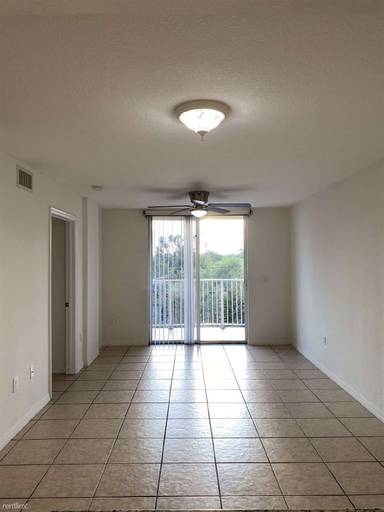 Main picture of 814 NW 36th Ave