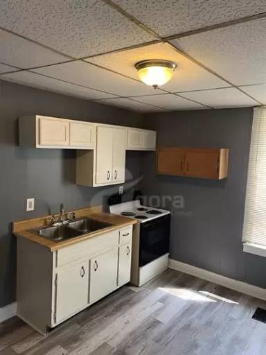 Main picture of Troy Street 505 - 3