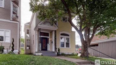 Main picture of 115 Vernon Ave