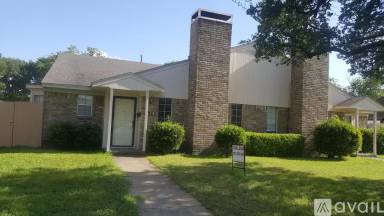 Main picture of 634 Woodhaven Pl