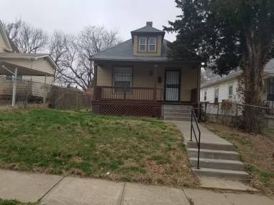 Main picture of 2630 Bales Ave