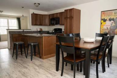 Main picture of 122 Hidden Oak Way