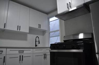 Main picture of 106 Shrewsbury Ave