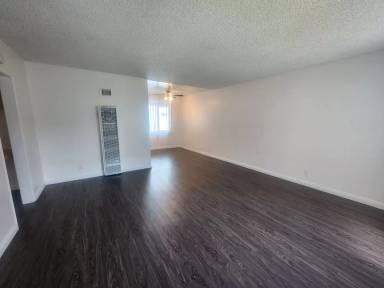 Main picture of 17309 S Denker Ave